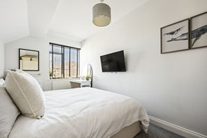 Photo 21- click for photo gallery